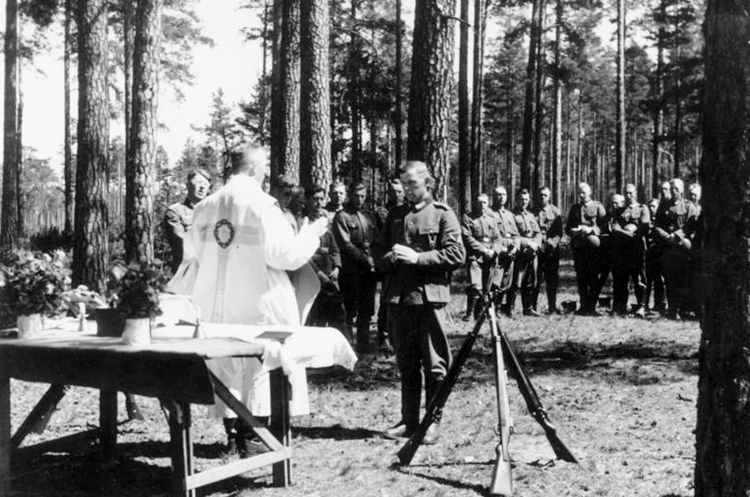 Feldgottesdienst f¸r deutsche Soldaten